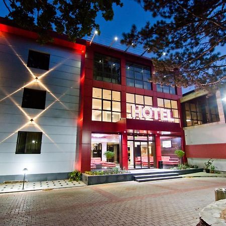 Hotel Romantika Haskovo Luaran gambar